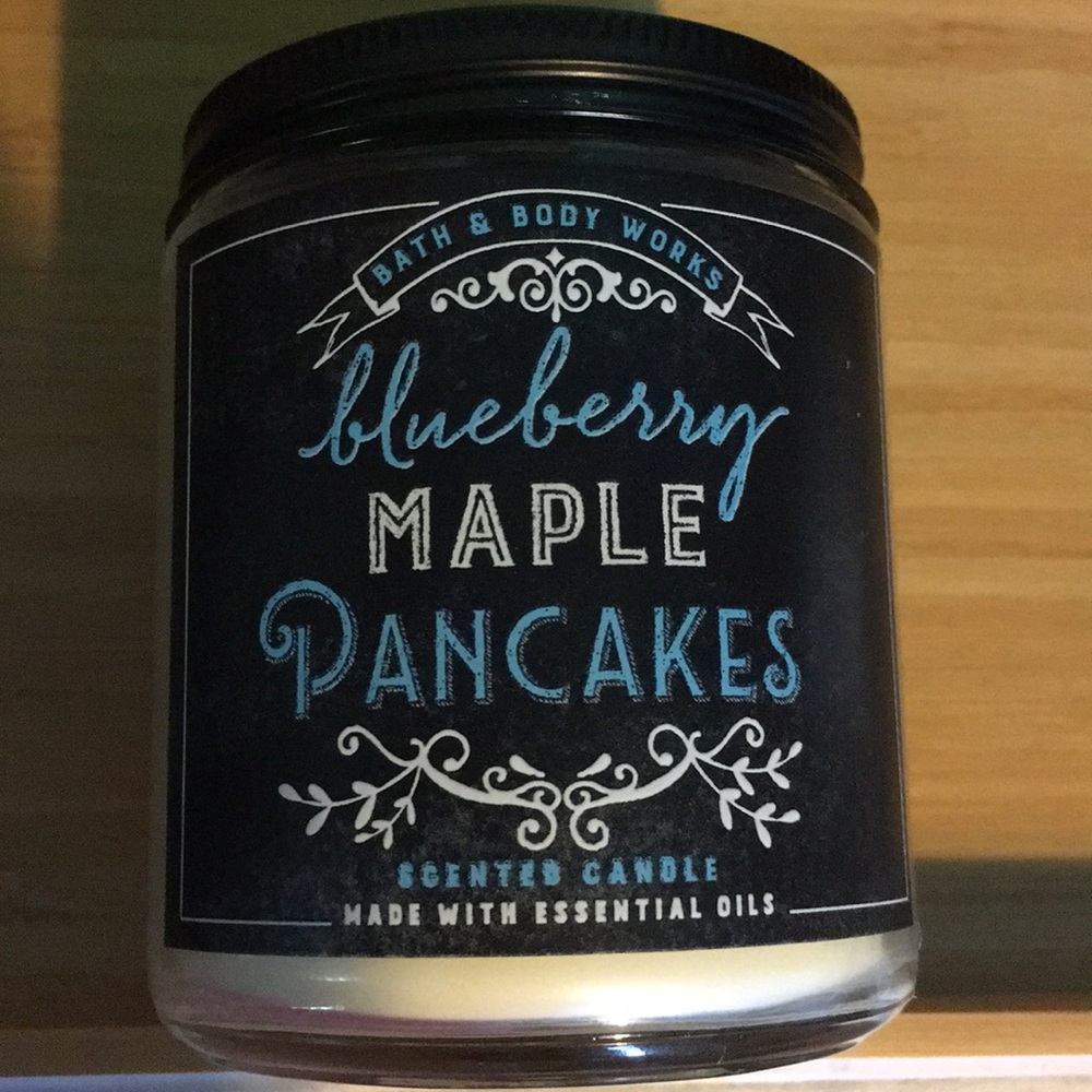 Bath & Body Works Blueberry Maple Pancakes